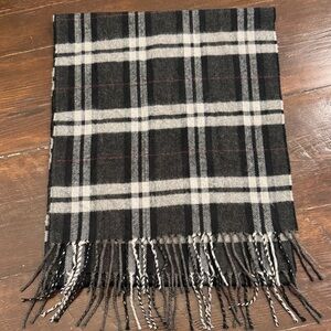 John Ashford Black and Gray Plaid Scarf